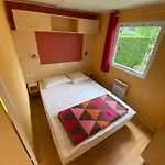 Campingplatz Les 4 Saisons Oust