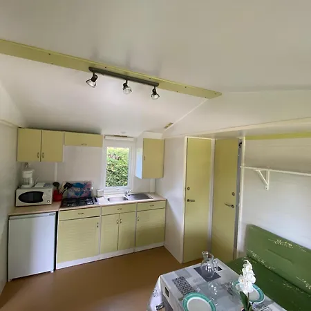 Campsite Complexe Les 4 Saisons *