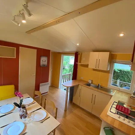 Campsite Complexe Les 4 Saisons *