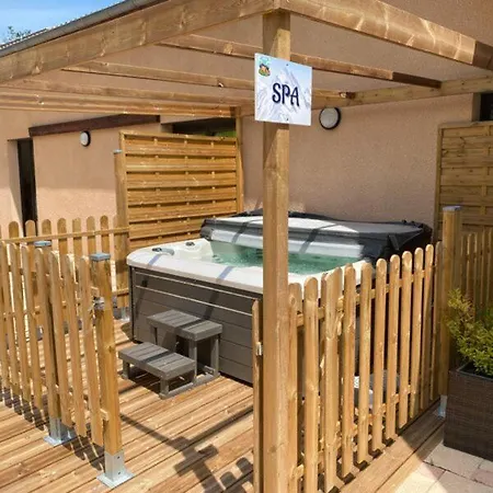 Complexe Les 4 Saisons Oust