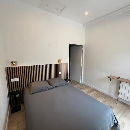 Complexe Les 4 Saisons キャンプ場 *