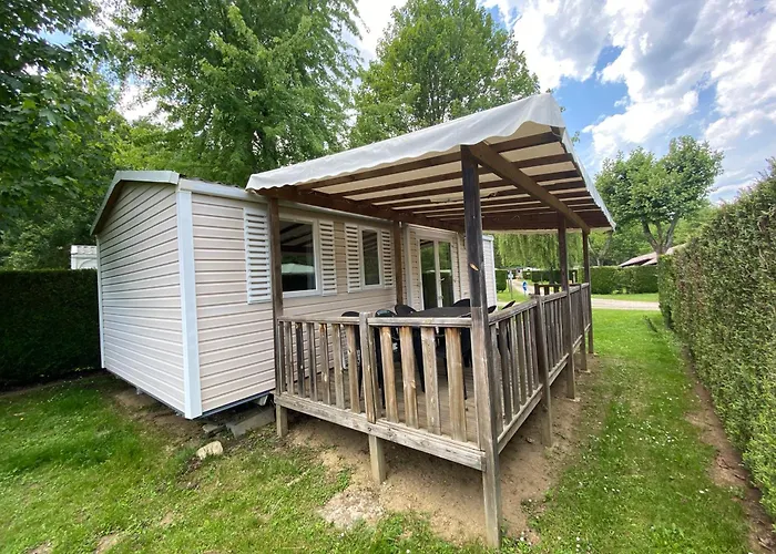 Camping Les 4 Saisons Oust